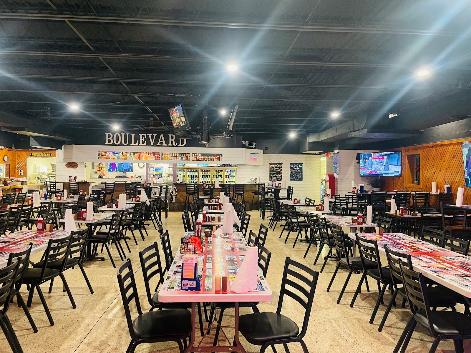Boulevard Lounge in Midland
