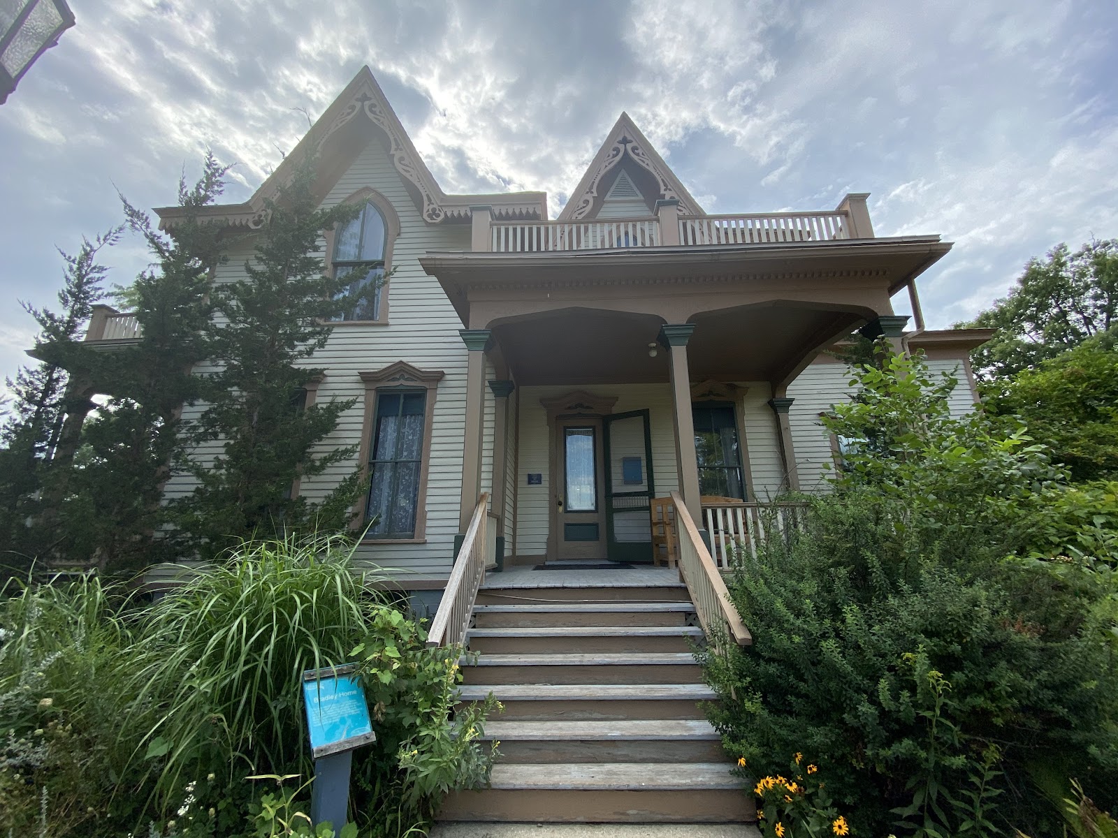 Bradley Home Museum in Midland