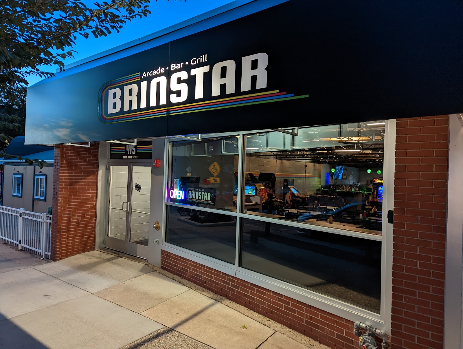Brinstar Arcade Bar and Grill in Midland
