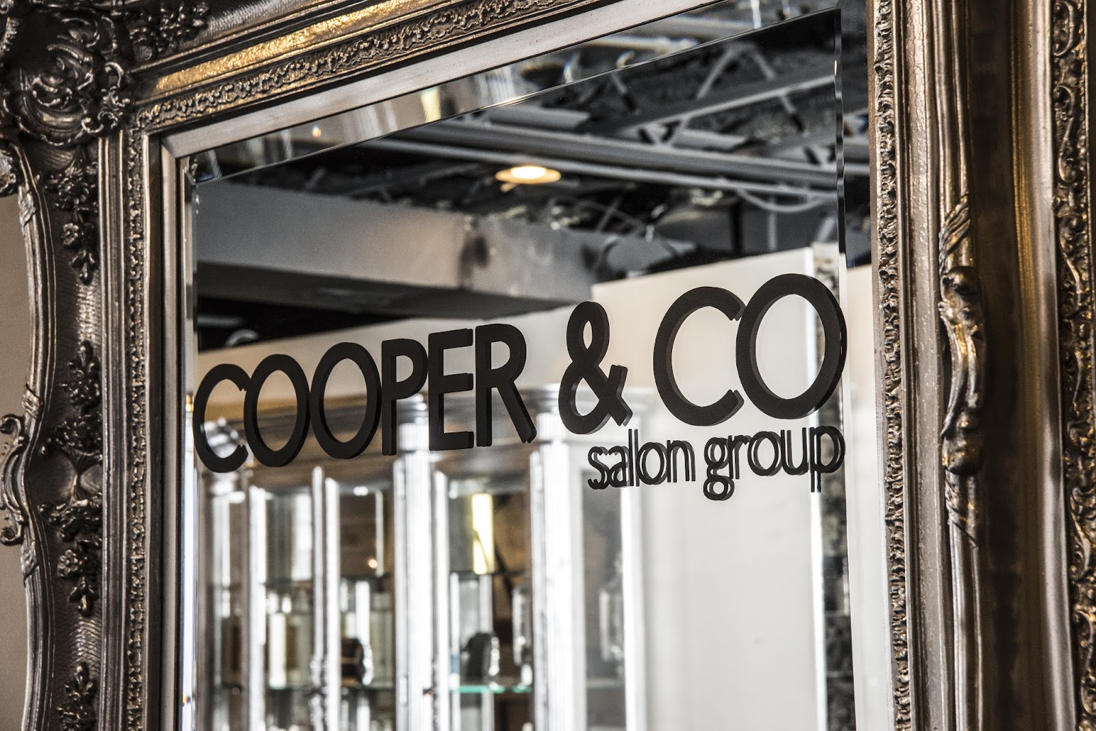 Cooper & Co Salon group — photo