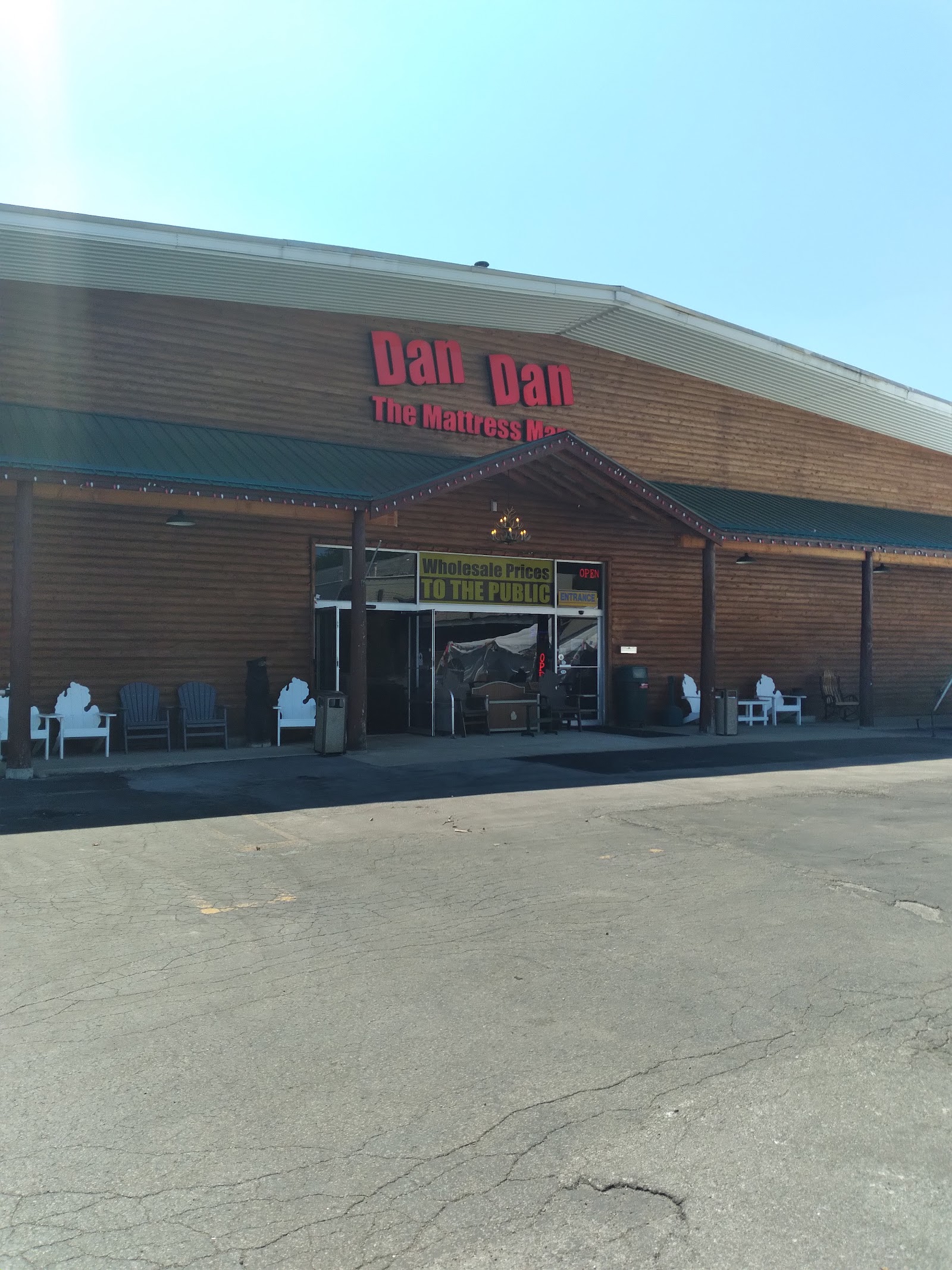 Dan Dan the Mattress Man in Midland