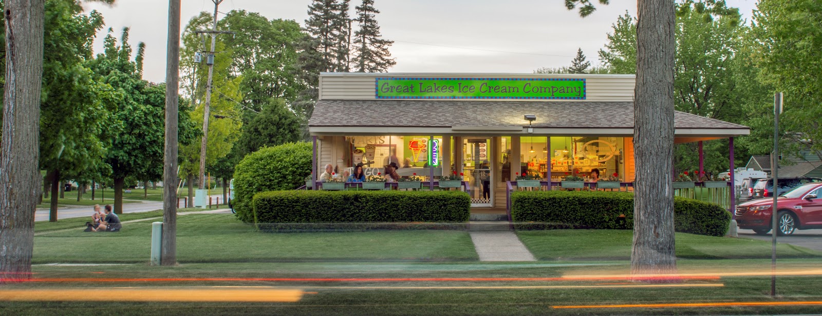 Great Lakes Ice Cream Co. in Midland