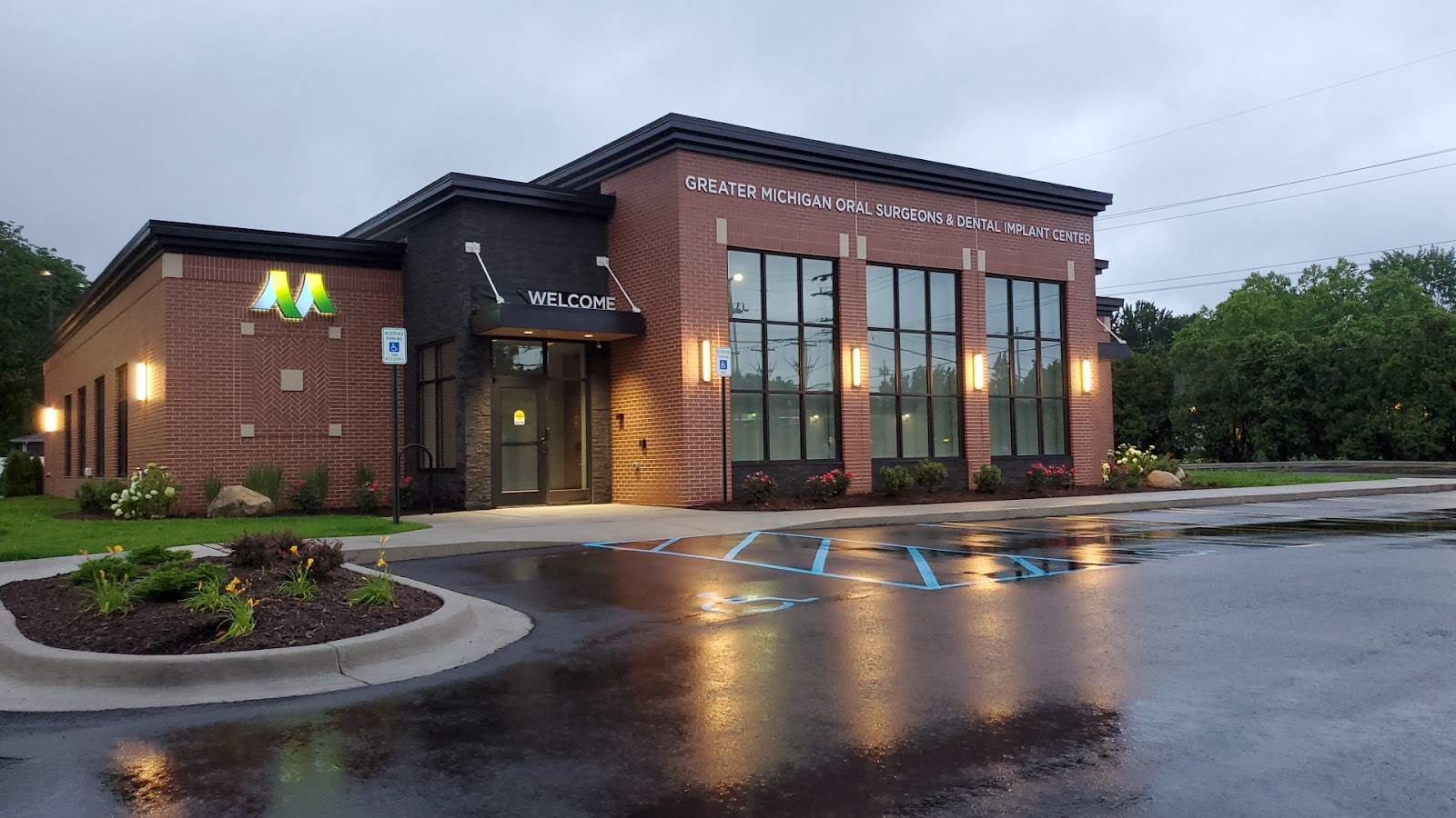 Greater Michigan Oral Surgeons & Dental Implant Center — photo
