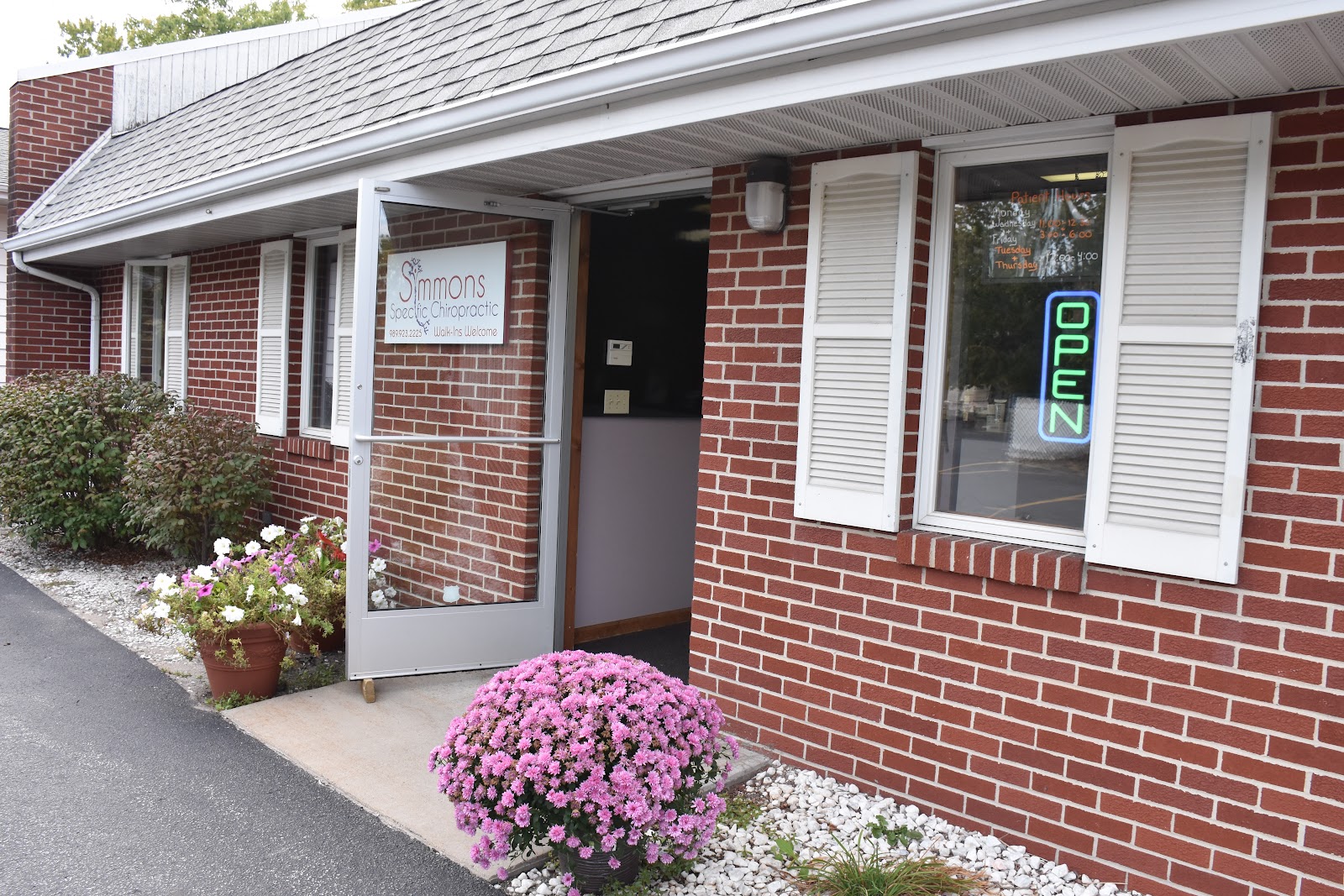 Simmons Specific Chiropractic in Midland