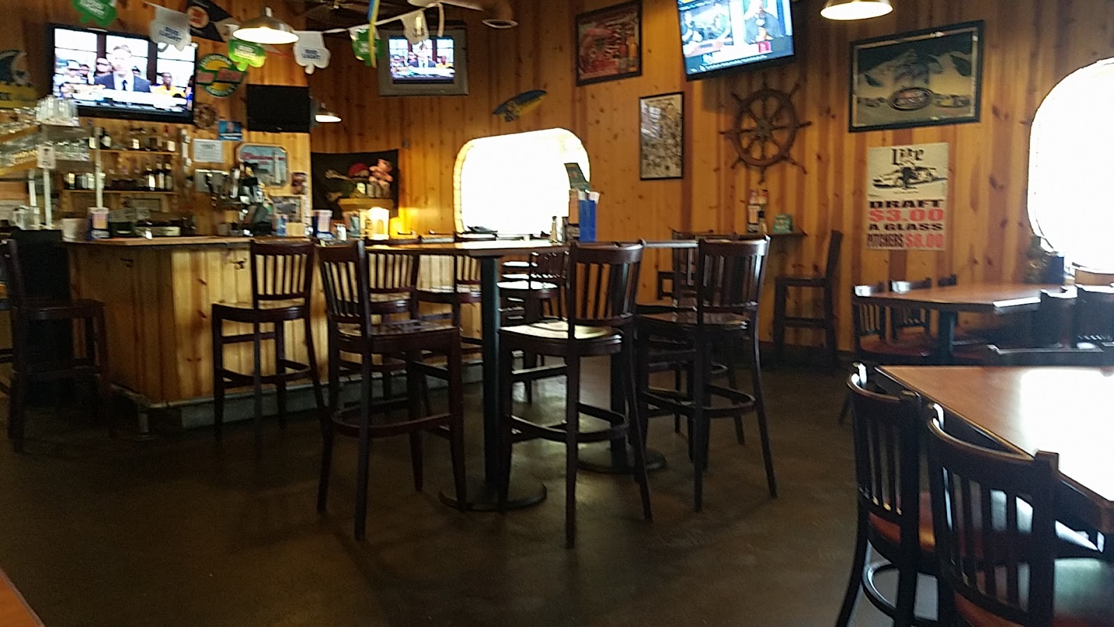 The Wheel House - An American Grill in Midland