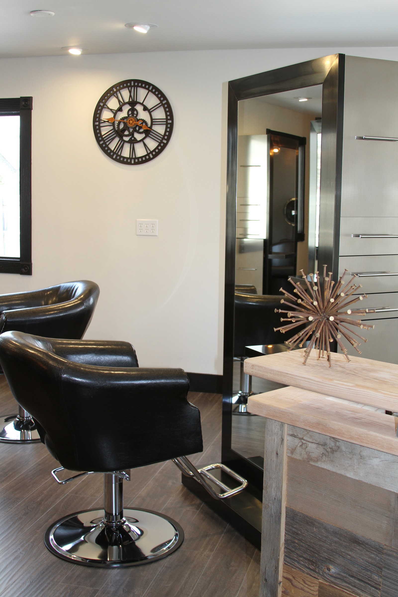 Trilogy Salon — photo