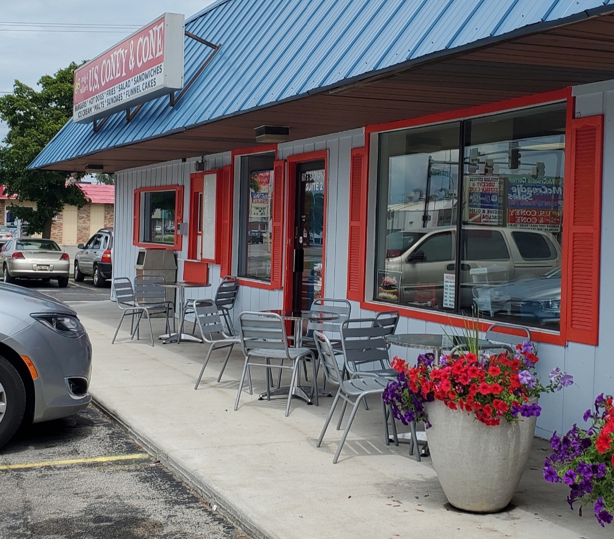 US Coney & Cone in Midland